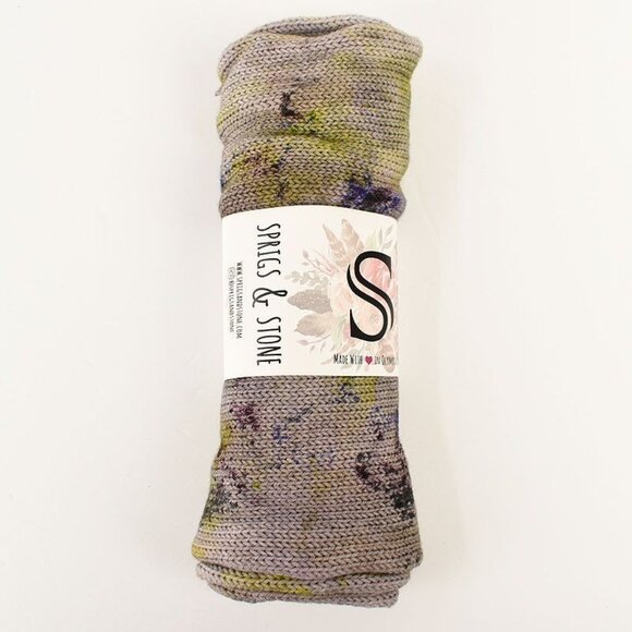 Sprigs & Stone Yarn Springy Fingering Blank Hand Dyed Merino Wool Nylon Anemone - Picture 1 of 3